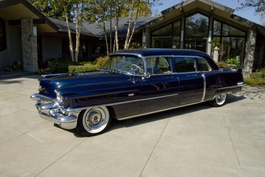  Cadillac Series 75 Fleetwood Limousine 1956 года  (фото 8 из 11)
